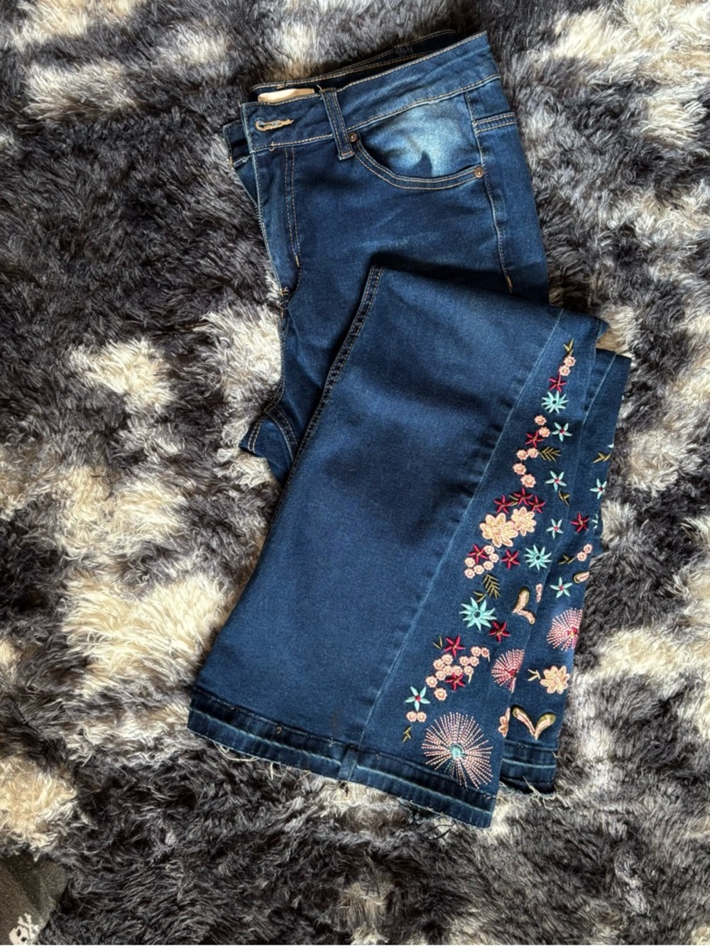 Bamboo Flower Embroidered Dark Wash Blue Jeans